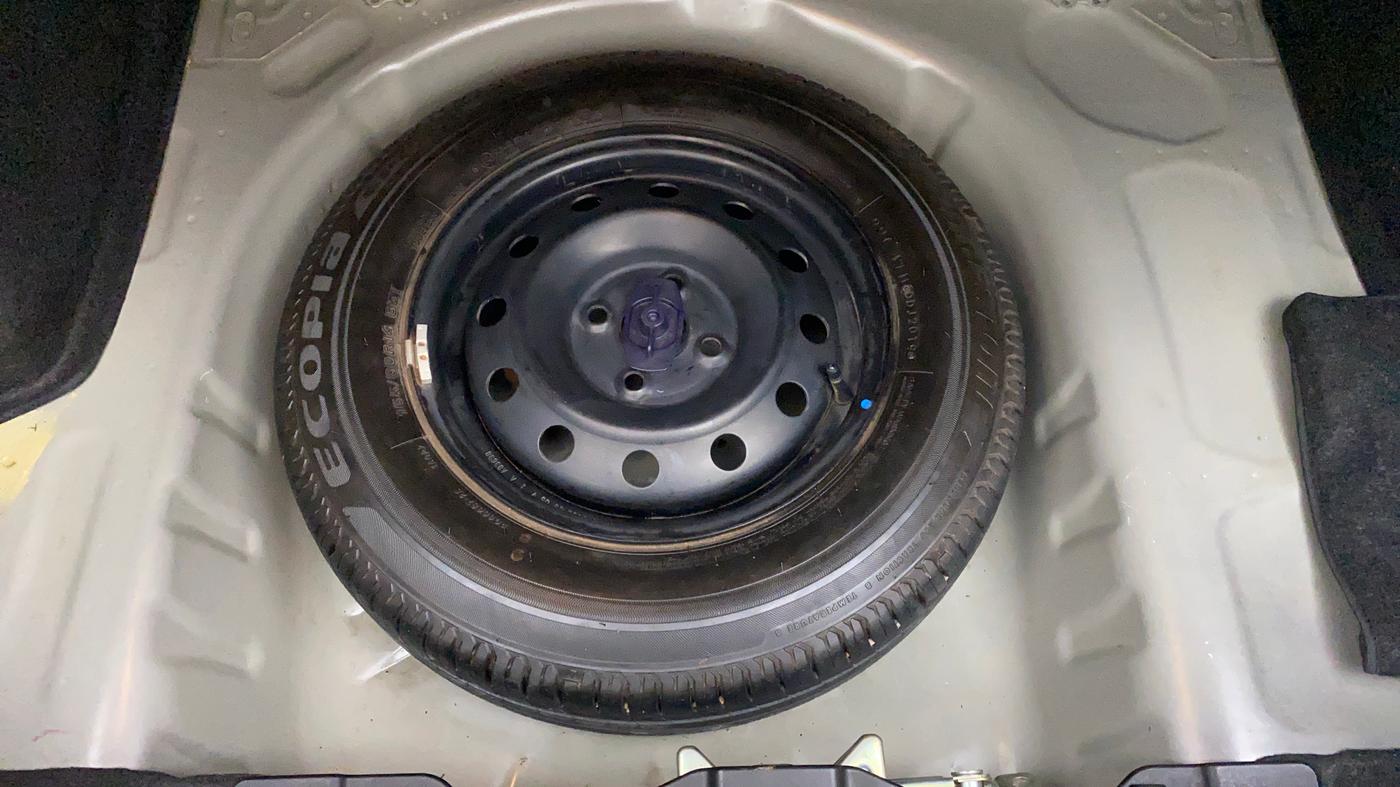 2019 Maruti Dzire VXI, Petrol, Manual, 15,445 km, Spare Tyre