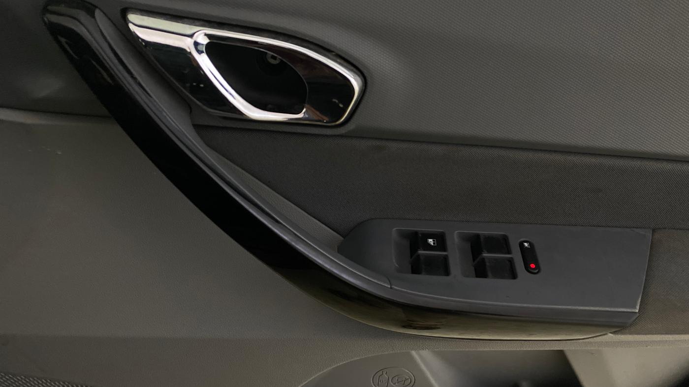 2021 Tata TIGOR XZA PLUS PETROL, Petrol, Automatic, 53,218 km, Driver Side Door Panels Control