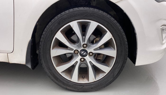 2015 Hyundai Verna FLUIDIC 4S 1.6 VTVT S(O), Petrol, Manual, 1,05,210 km, Right Front Wheel