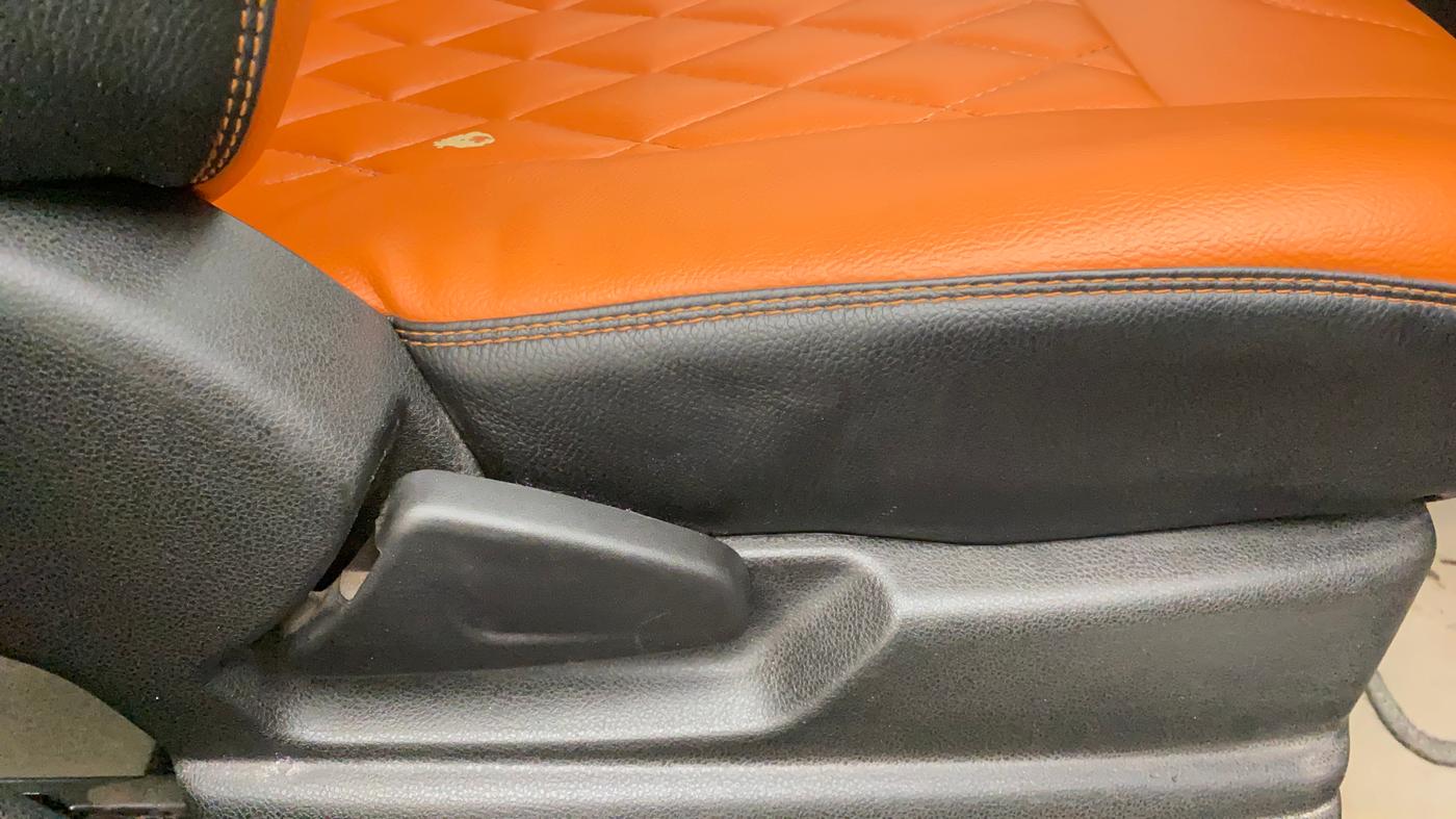 2017 Renault Kwid RXT 1.0, Petrol, Manual, 49,200 km, Driver Side Adjustment Panel