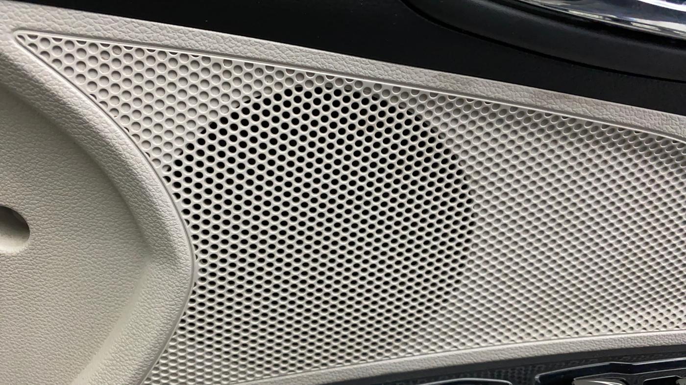 2020 Mahindra XUV300 W8 (O) 1.2 PETROL, Petrol, Manual, 56,356 km, Speaker