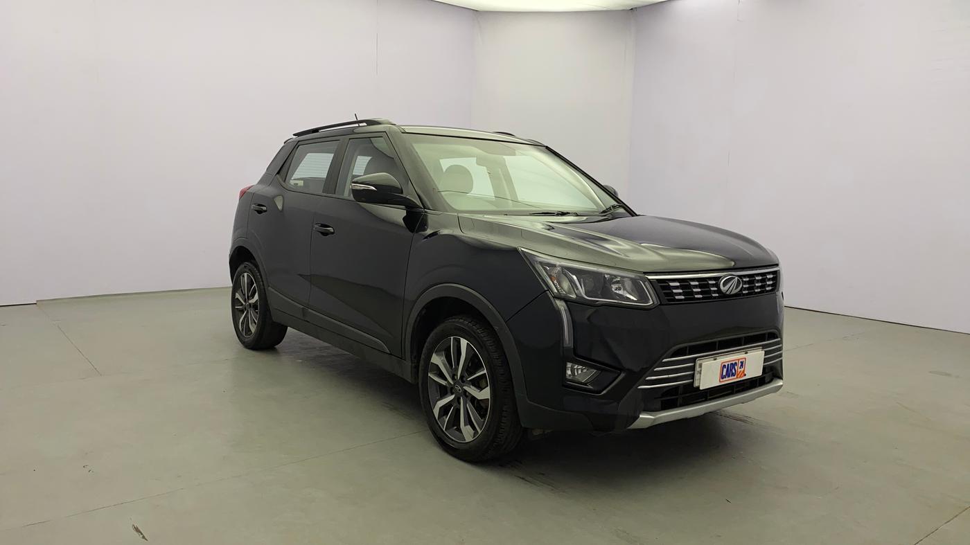 2020 Mahindra XUV300 W8 (O) 1.2 PETROL, Petrol, Manual, 56,356 km, SRP