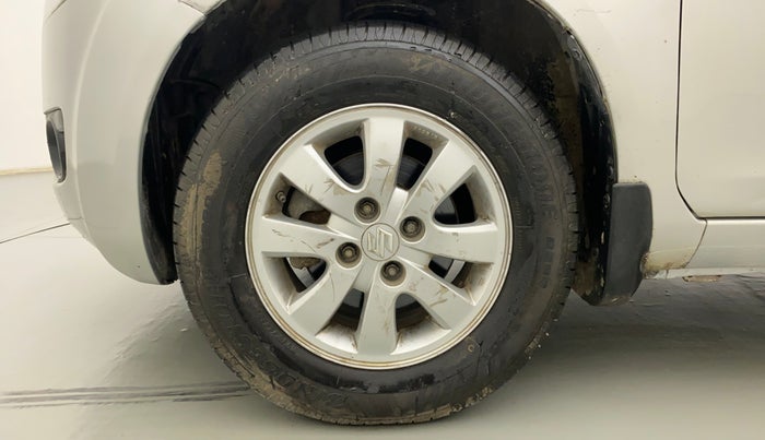 2011 Maruti Ritz ZXI, Petrol, Manual, 81,983 km, Left Front Wheel