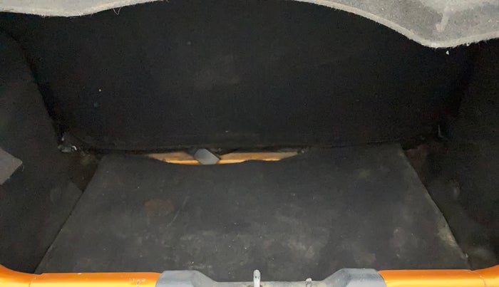 2018 Tata Tiago XZ PETROL, Petrol, Manual, 68,898 km, Boot Inside