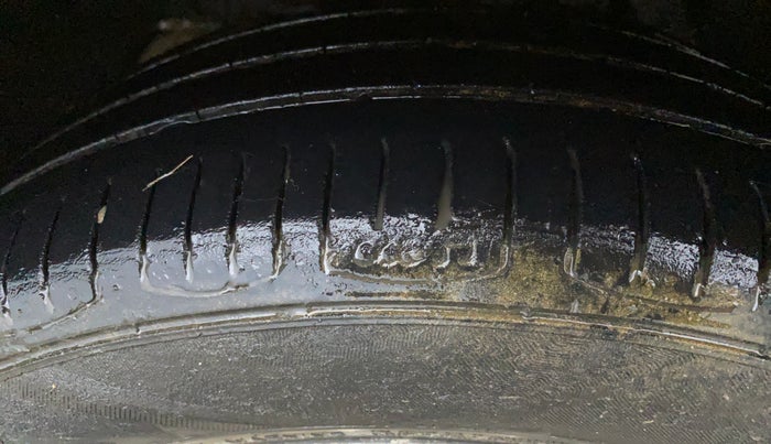 2018 Tata Tiago XZ PETROL, Petrol, Manual, 68,898 km, Left Front Tyre Tread