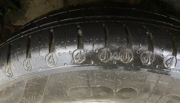 2018 Tata Tiago XZ PETROL, Petrol, Manual, 68,898 km, Right Rear Tyre Tread