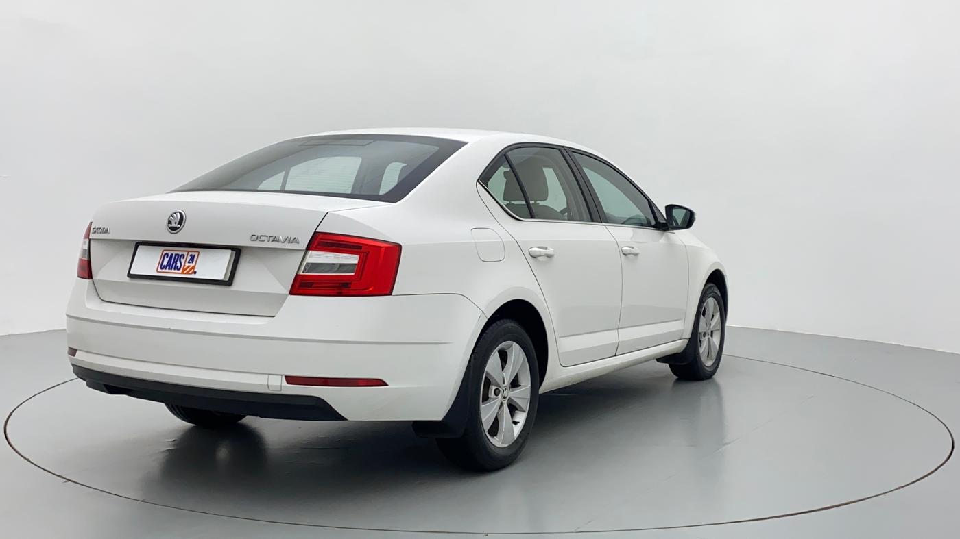 2018 Skoda Octavia STYLE 2.0 TDI MT, Diesel, Manual, 95,593 km, Right Back Diagonal