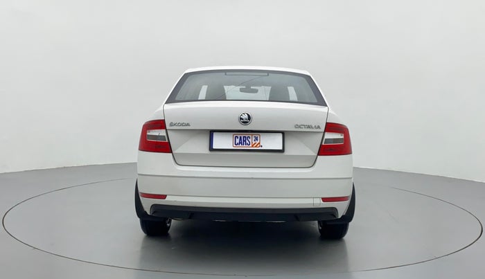 2018 Skoda Octavia STYLE 2.0 TDI MT, Diesel, Manual, 95,593 km, Back/Rear