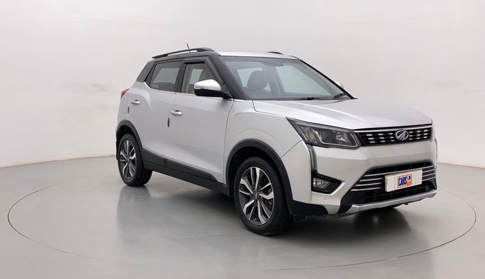 2020 Mahindra XUV300 W8 (O) 1.5 DIESEL, Diesel, Manual, 97,707 km, Right Front Diagonal