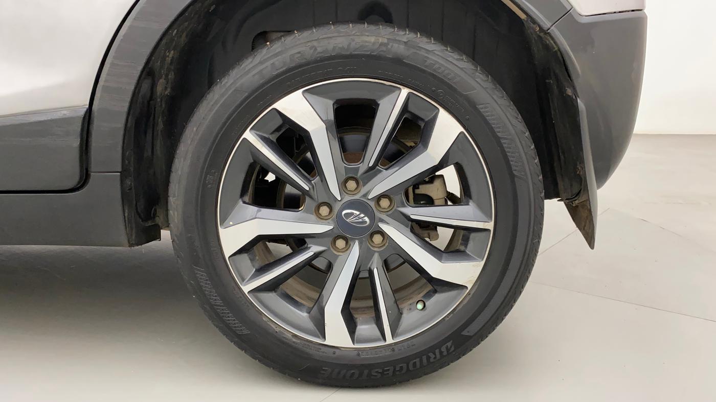 2020 Mahindra XUV300 W8 (O) 1.5 DIESEL, Diesel, Manual, 97,707 km, Left Rear Wheel