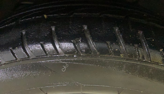 2018 Tata Tiago XT PETROL, CNG, Manual, 83,967 km, Left Front Tyre Tread