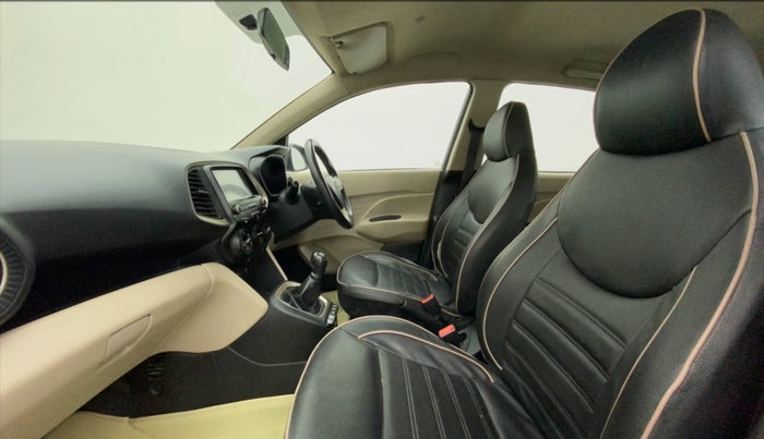 2019 Hyundai NEW SANTRO SPORTZ CNG, CNG, Manual, 58,866 km, Right Side Front Door Cabin