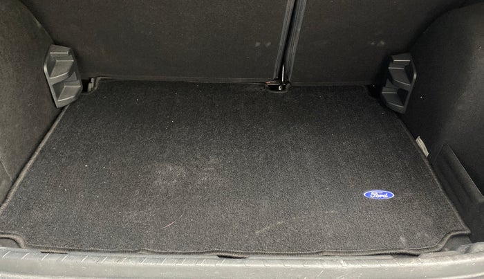 2020 Ford Ecosport TITANIUM 1.5 SPORTS(SUNROOF) PETROL, Petrol, Manual, 32,987 km, Boot Inside