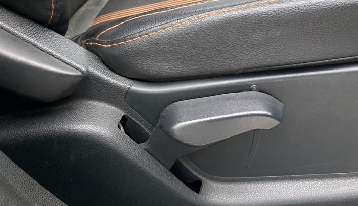 2020 Ford Ecosport TITANIUM 1.5 SPORTS(SUNROOF) PETROL, Petrol, Manual, 32,987 km, Driver Side Adjustment Panel