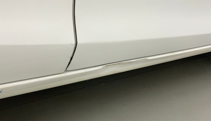 2020 Toyota YARIS J CVT, Petrol, Automatic, 38,804 km, Right running board - Slightly dented
