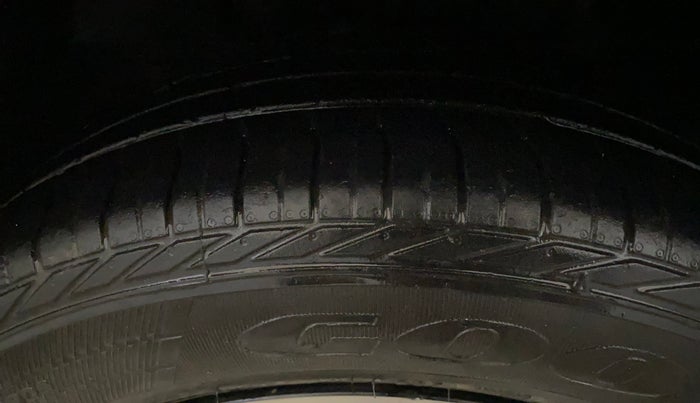 2019 Tata NEXON XZA PLUS PETROL, Petrol, Automatic, 77,853 km, Left Front Tyre Tread