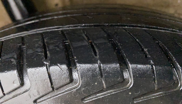 2021 Maruti New Wagon-R LXI CNG 1.0, CNG, Manual, 51,651 km, Right Rear Tyre Tread