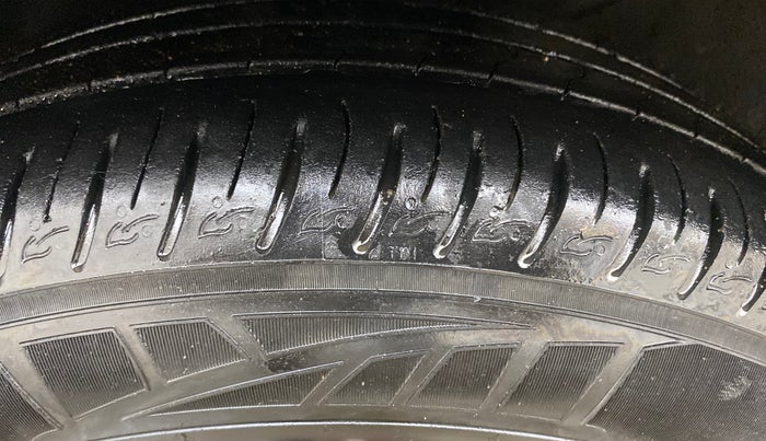 2023 KIA SONET GTX PLUS 1.5 IMT, Diesel, Manual, 56,349 km, Left Front Tyre Tread