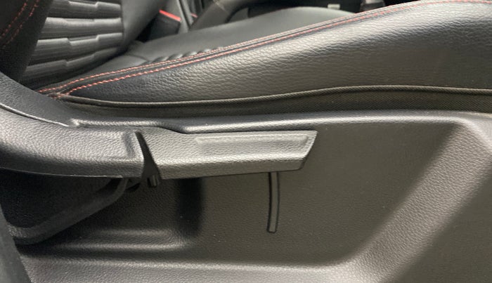 2023 KIA SONET GTX PLUS 1.5 IMT, Diesel, Manual, 56,349 km, Driver Side Adjustment Panel