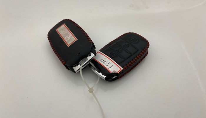 2023 KIA SONET GTX PLUS 1.5 IMT, Diesel, Manual, 56,349 km, Key Close Up