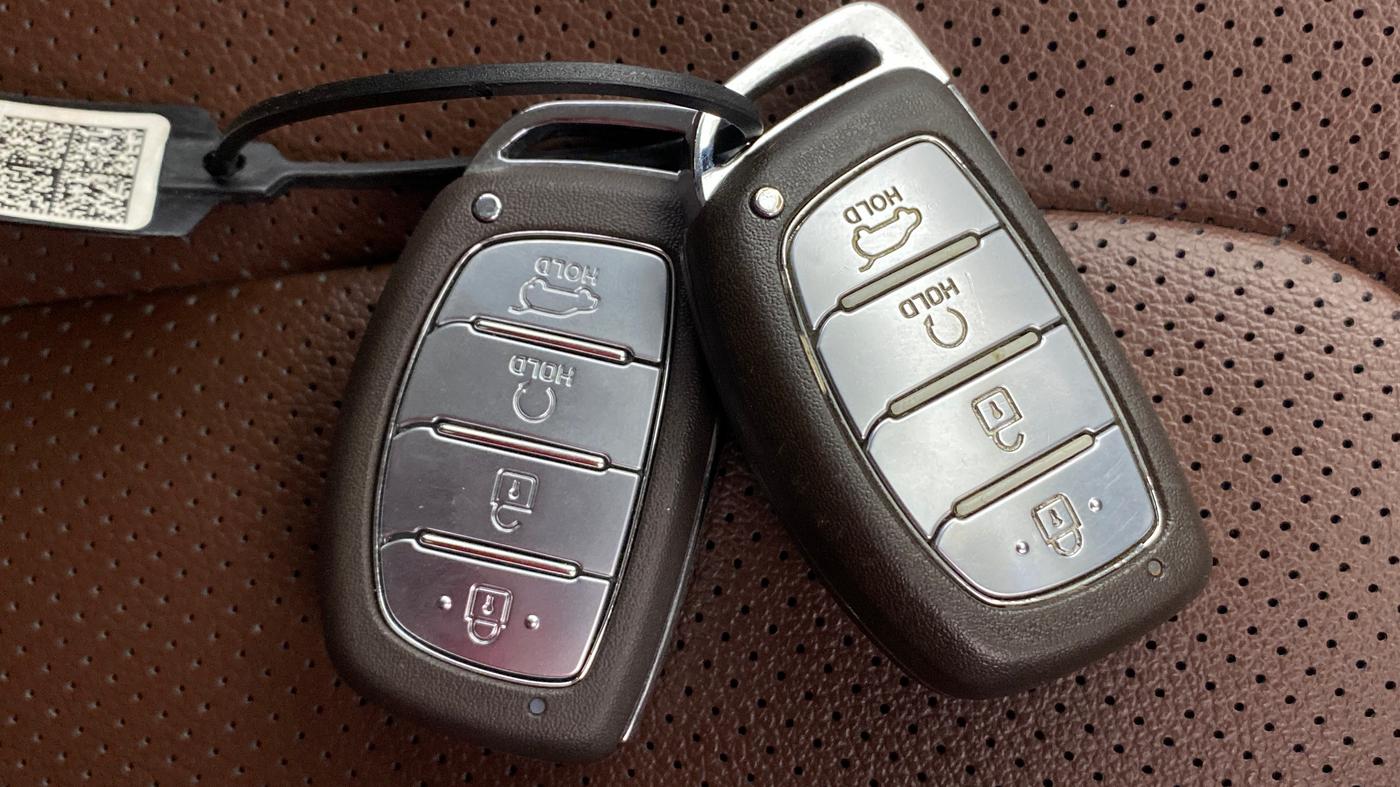 2021 Hyundai ALCAZAR 2.0 SIGNATURE (O) AT 6STR, Petrol, Automatic, 63,590 km, Key Close Up