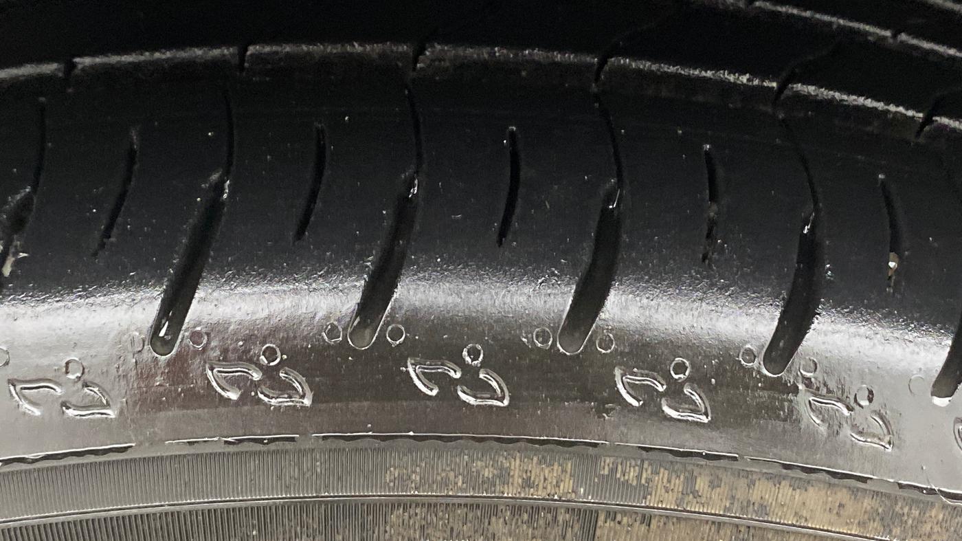 2021 Hyundai ALCAZAR 2.0 SIGNATURE (O) AT 6STR, Petrol, Automatic, 63,590 km, Left Front Tyre Tread