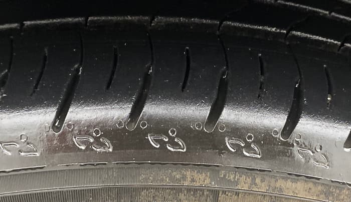 2021 Hyundai ALCAZAR 2.0 SIGNATURE (O) AT 6STR, Petrol, Automatic, 63,502 km, Left Front Tyre Tread