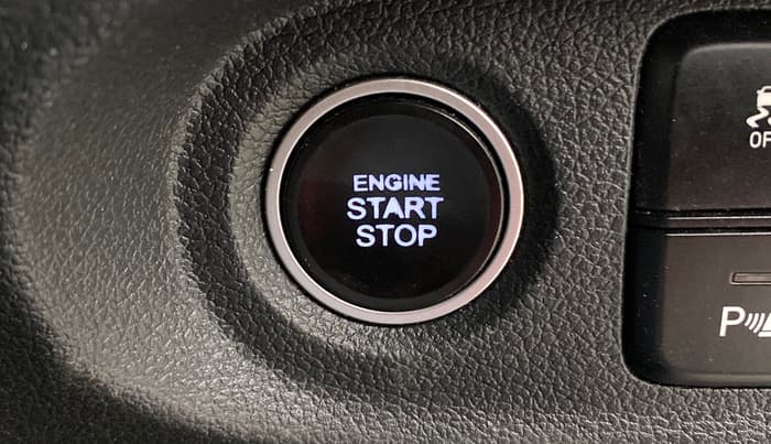 2021 Hyundai ALCAZAR 2.0 SIGNATURE (O) AT 6STR, Petrol, Automatic, 63,502 km, Keyless Start/ Stop Button