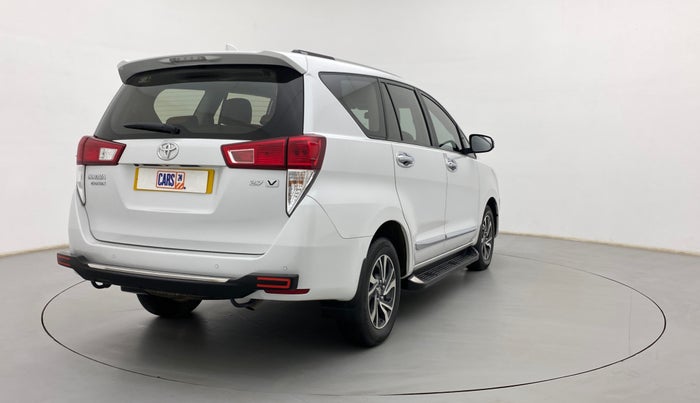 2022 Toyota Innova Crysta 2.7 VX 7 STR, Petrol, Manual, 13,279 km, Right Back Diagonal