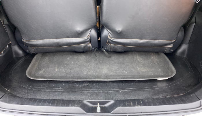 2022 Toyota Innova Crysta 2.7 VX 7 STR, Petrol, Manual, 13,279 km, Boot Inside