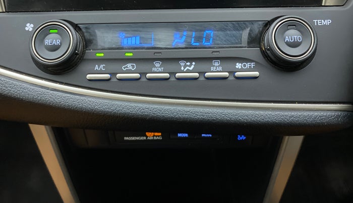 2022 Toyota Innova Crysta 2.7 VX 7 STR, Petrol, Manual, 13,279 km, Automatic Climate Control