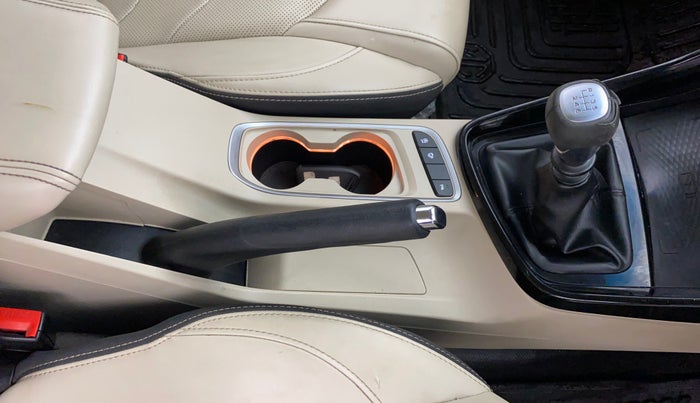 2021 MG HECTOR SHARP HYBRID 1.5 PETROL, Petrol, Manual, 40,348 km, Gear Lever