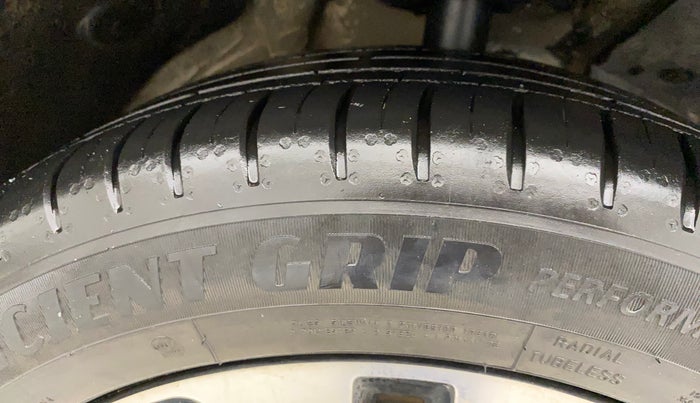 2021 MG HECTOR SHARP HYBRID 1.5 PETROL, Petrol, Manual, 40,348 km, Right Front Tyre Tread