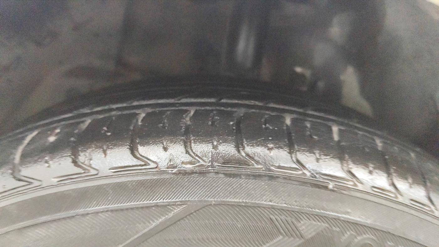 2016 Tata Zest XMS PETROL, Petrol, Manual, 81,272 km, Left Front Tyre Tread