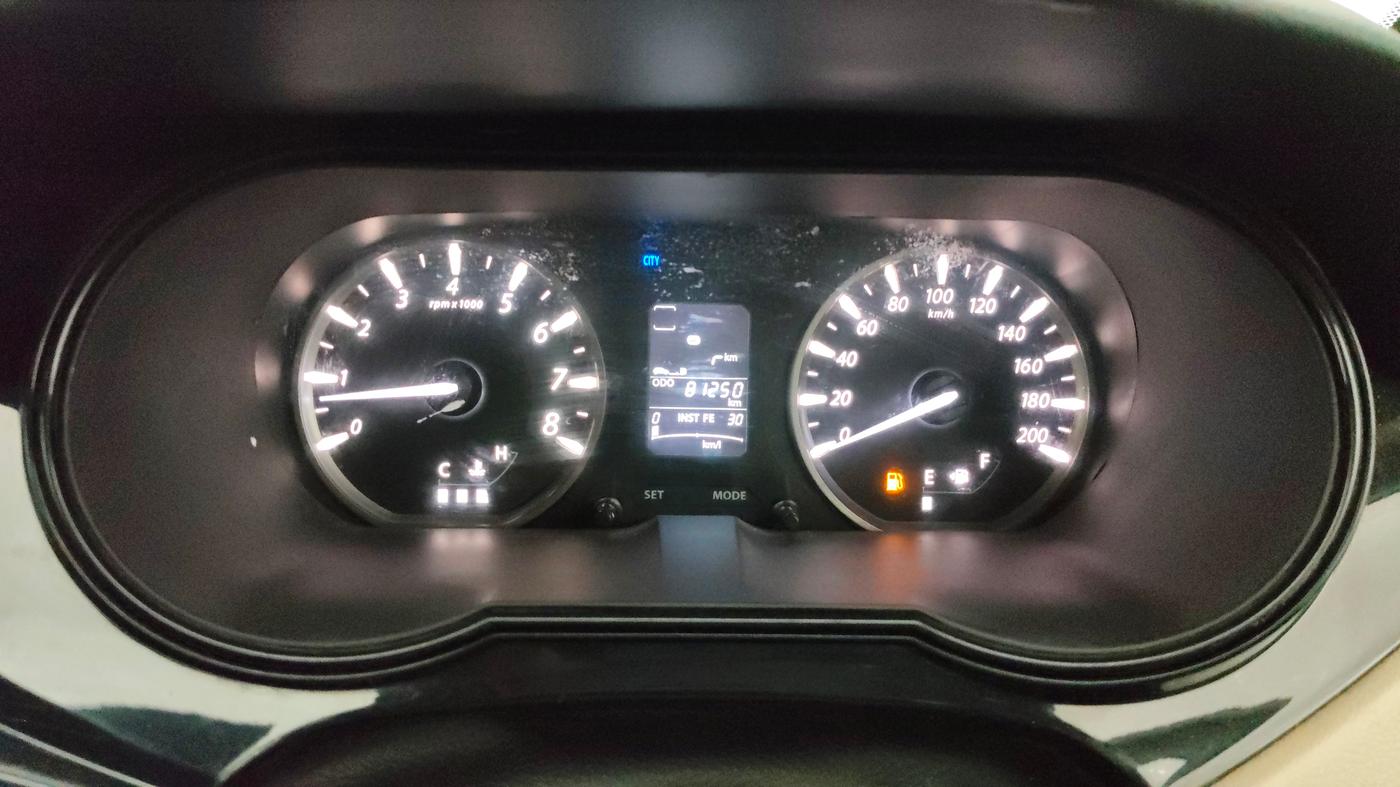 2016 Tata Zest XMS PETROL, Petrol, Manual, 81,272 km, Odometer Image