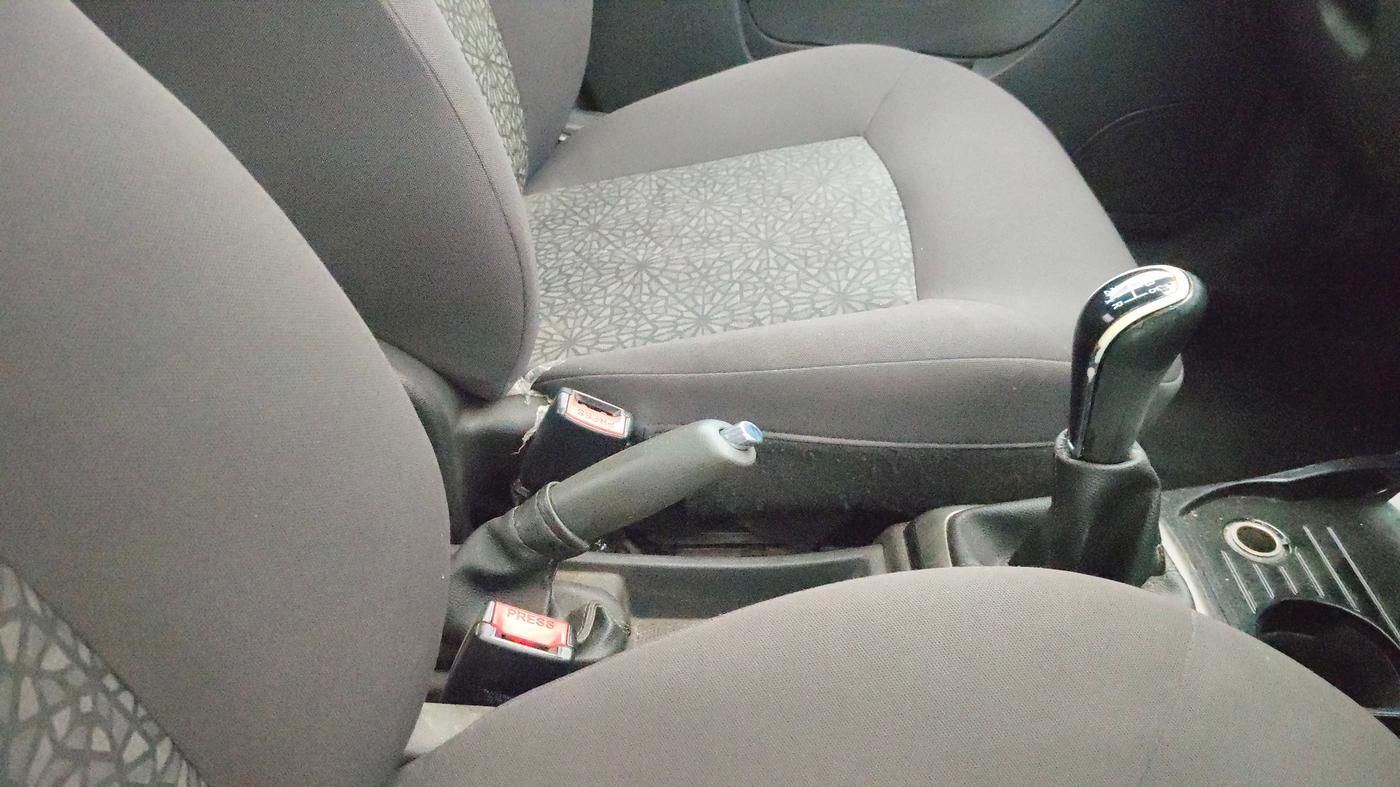2016 Tata Zest XMS PETROL, Petrol, Manual, 81,272 km, Gear Lever
