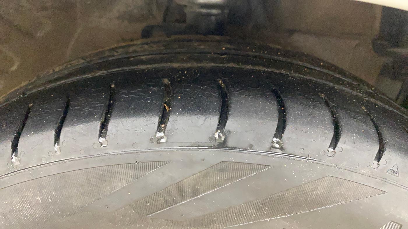 2019 Maruti Celerio ZXI, Petrol, Manual, 1,16,834 km, Right Front Tyre Tread