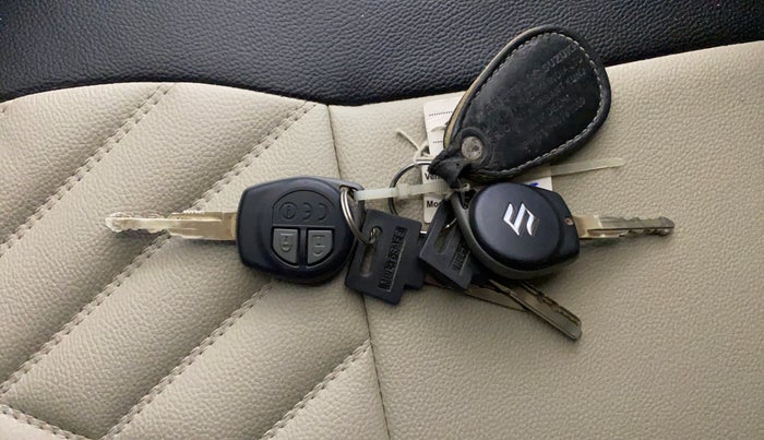 2022 Maruti New Wagon-R VXI 1.0, CNG, Manual, 51,370 km, Key Close Up