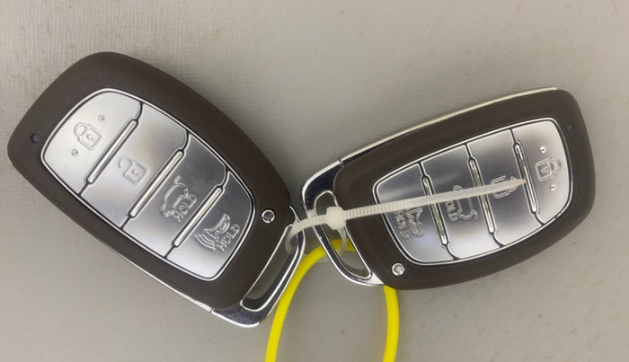 2023 Hyundai NEW I20 N LINE N8 1.0 TURBO GDI IMT, Petrol, Manual, 11,203 km, Key Close Up