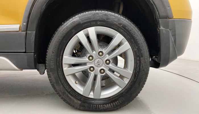 2017 Maruti Vitara Brezza ZDI PLUS, Diesel, Manual, 1,21,351 km, Left Rear Wheel