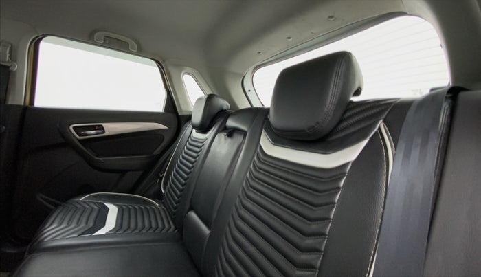 2017 Maruti Vitara Brezza ZDI PLUS, Diesel, Manual, 1,21,351 km, Right Side Rear Door Cabin