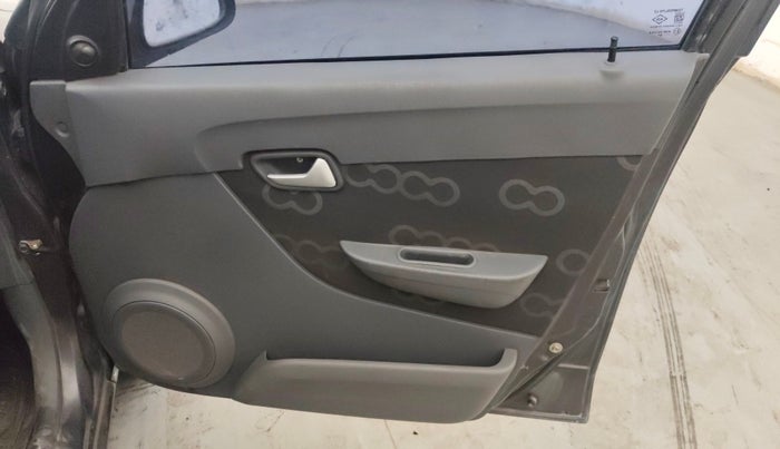 2015 Maruti Alto 800 VXI, Petrol, Manual, 79,198 km, Driver Side Door Panels Control