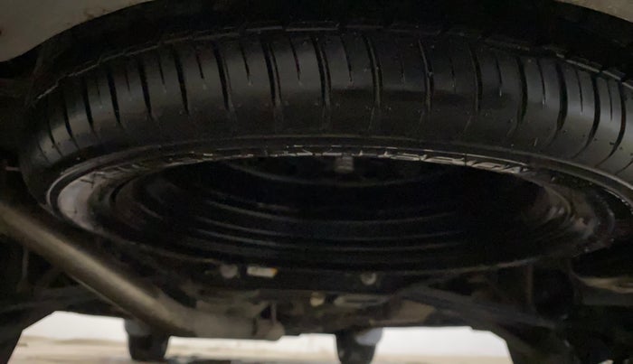 2023 Jeep MERIDIAN LIMITED PLUS 4X2 AT, Diesel, Automatic, 30,938 km, Spare Tyre