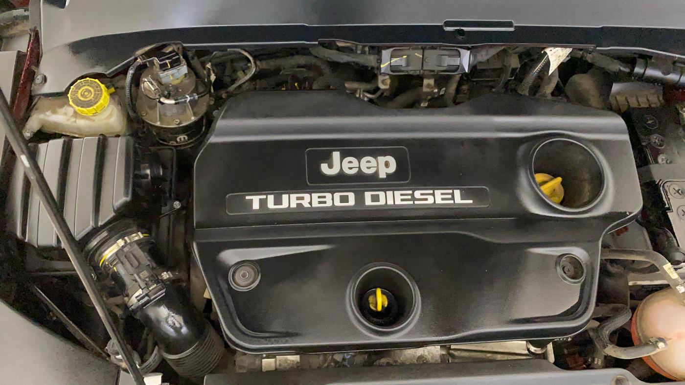 2023 Jeep MERIDIAN LIMITED PLUS 4X2 AT, Diesel, Automatic, 30,978 km, Engine View - Right