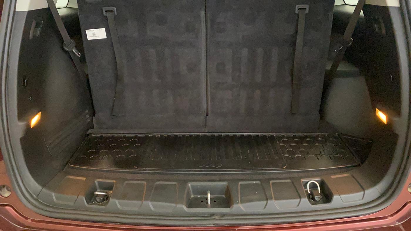 2023 Jeep MERIDIAN LIMITED PLUS 4X2 AT, Diesel, Automatic, 30,978 km, Boot Inside
