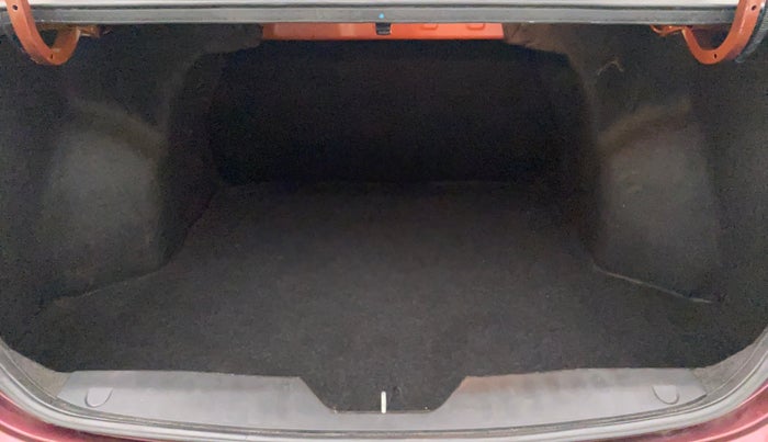 2017 Maruti Ciaz DELTA 1.4 MT PETROL, Petrol, Manual, 47,766 km, Boot Inside