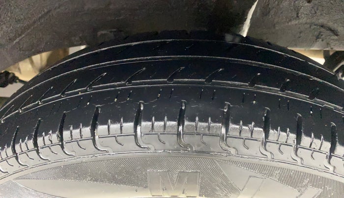 2018 Renault Kwid RXT 1.0, Petrol, Manual, 49,561 km, Left Rear Tyre Tread