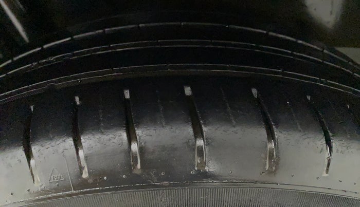 2020 Maruti Ciaz S 1.5 MT PETROL, Petrol, Manual, 42,676 km, Left Front Tyre Tread