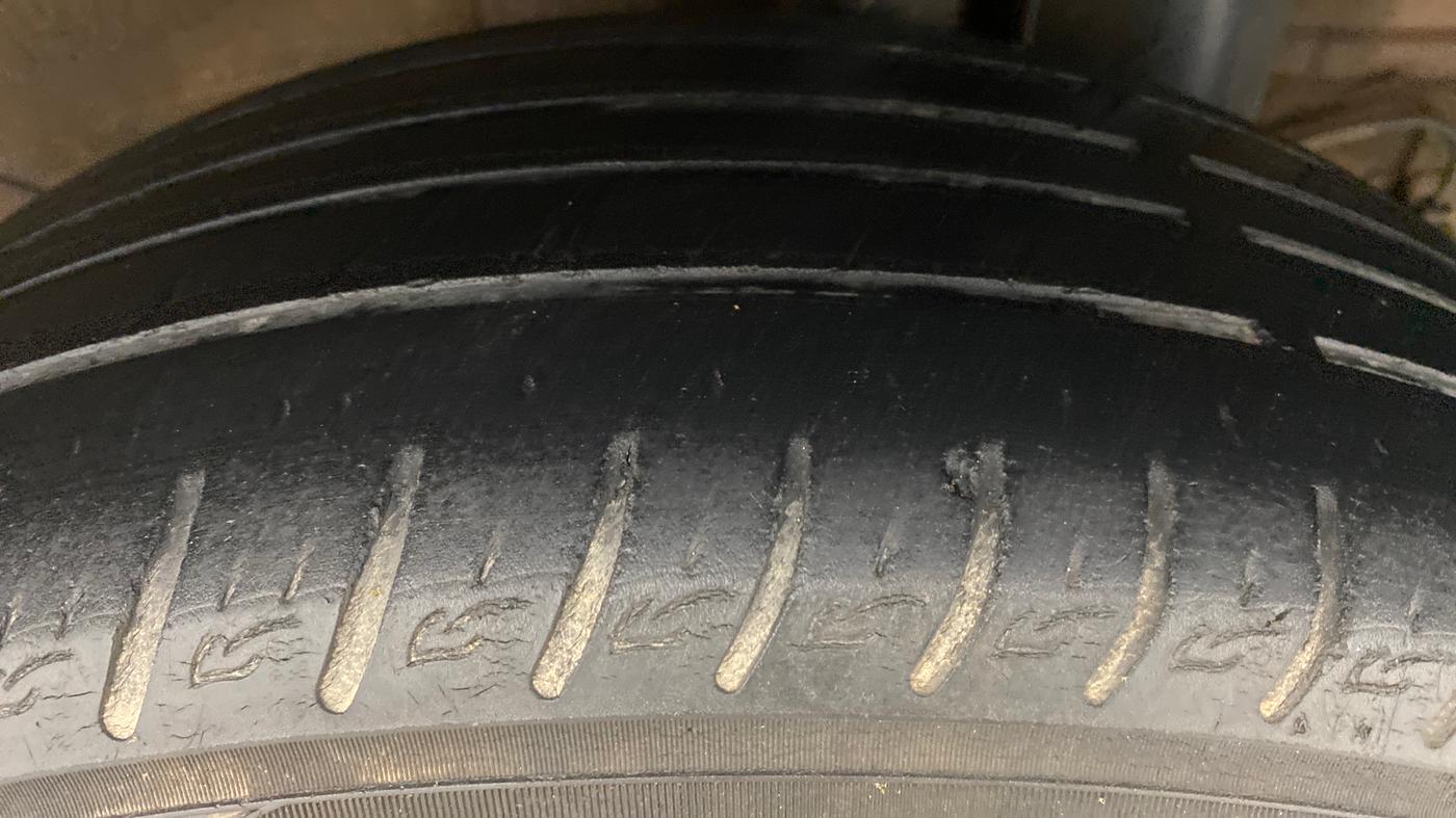 2020 KIA SONET GTX PLUS 1.5D  AT, Diesel, Automatic, 52,815 km, Left Rear Tyre Tread