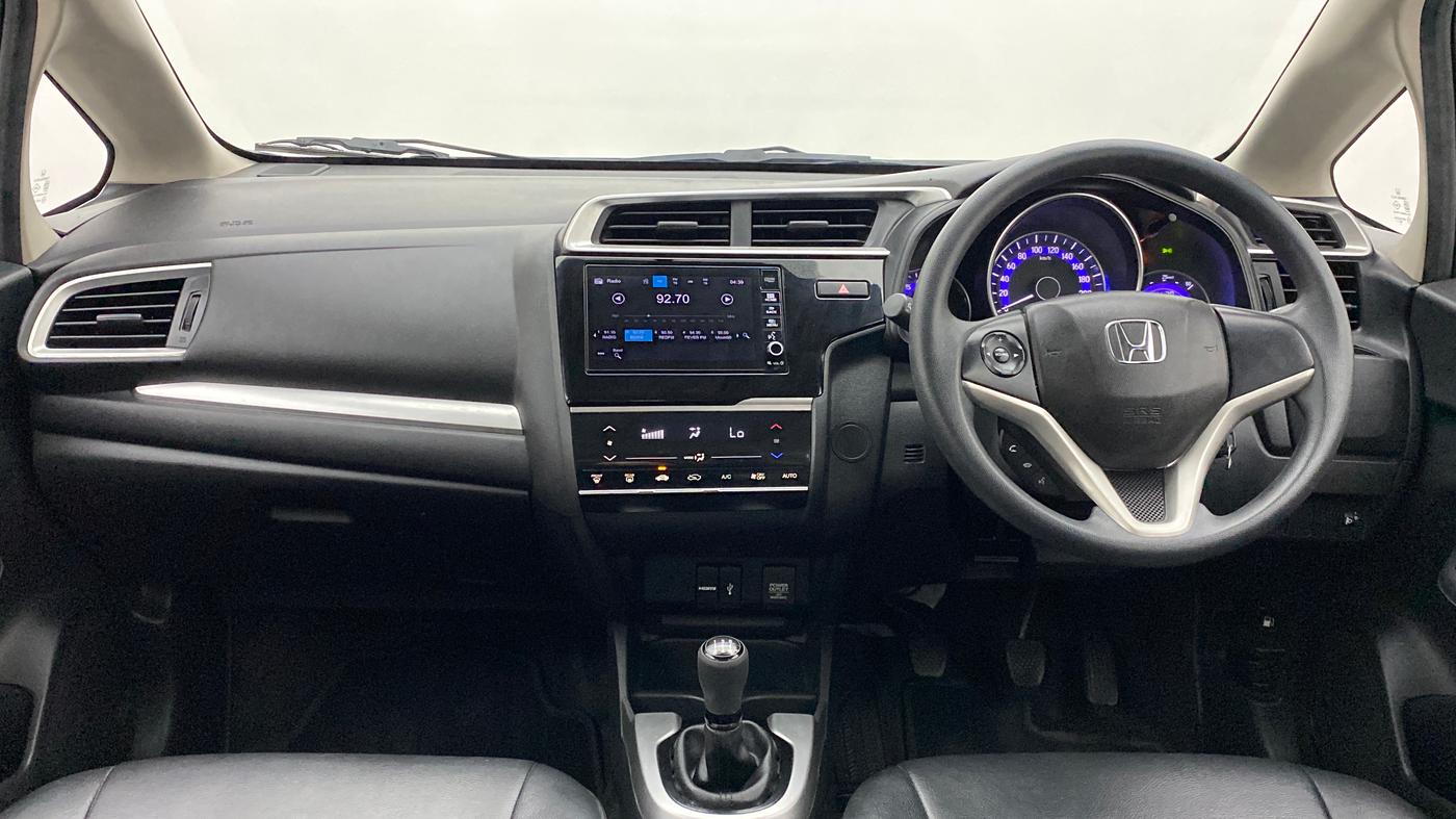 2017 Honda WR-V 1.2 i-VTEC VX MT, Petrol, Manual, 32,355 km, Dashboard